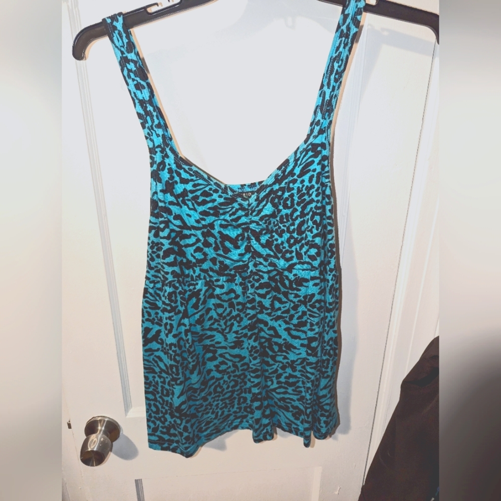 Torrid 1X Date Night Tank Top